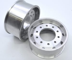 Felge für Tiefladerreifen